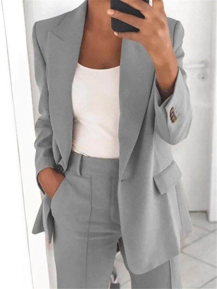 Mildred™| Women's 2-piece suit