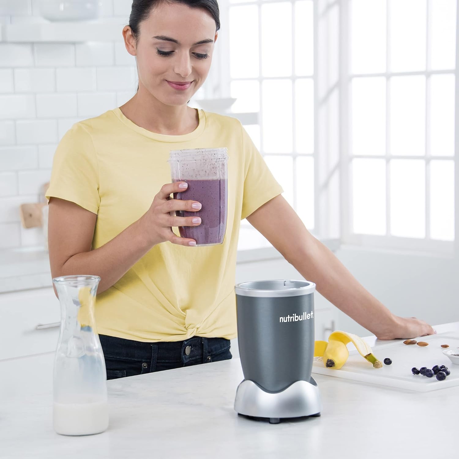 nutribullet Personal Blender for Shakes, Smoothies, Food Prep, and Frozen Blending