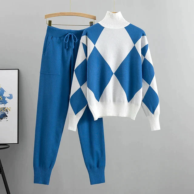 Mavilde elegant set soft sweater + long trousers