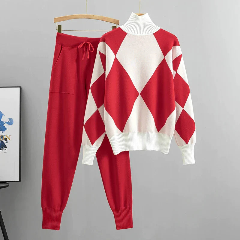 Mavilde elegant set soft sweater + long trousers