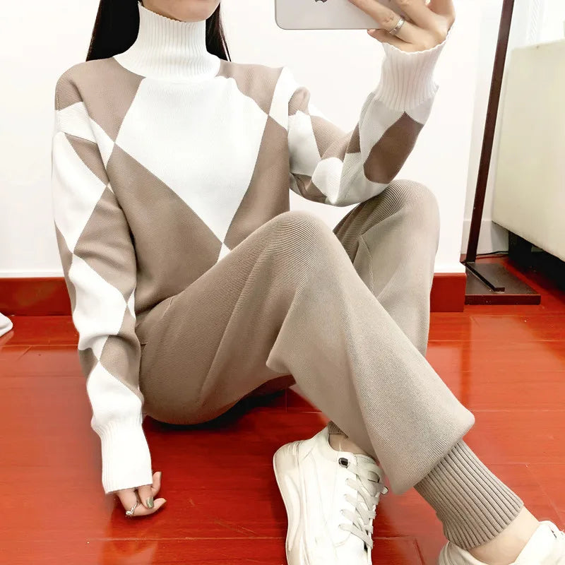 Mavilde elegant set soft sweater + long trousers