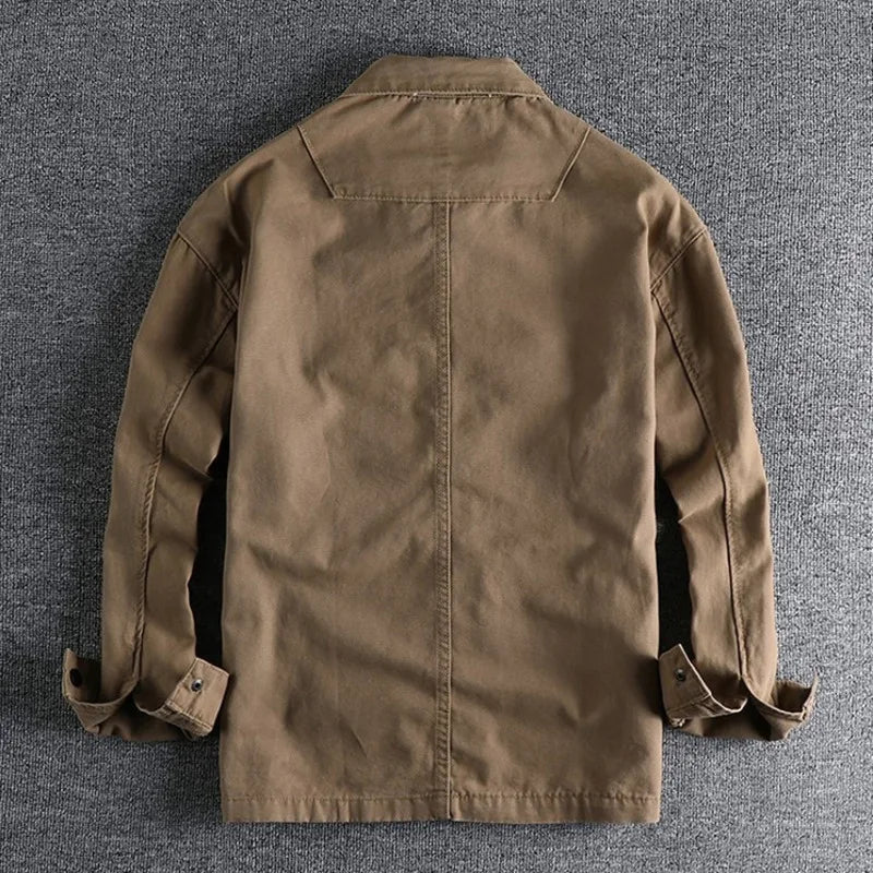 Griffin - Casual utility jacket with typographic accents
