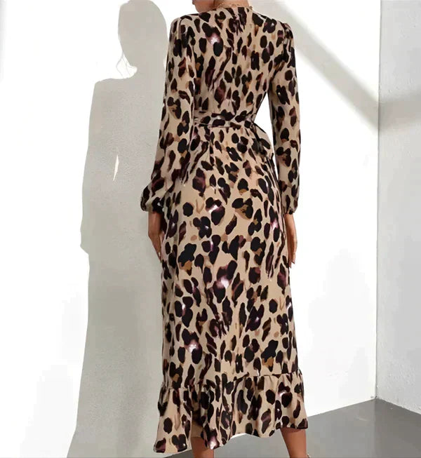 Lisandra | V-neck dress