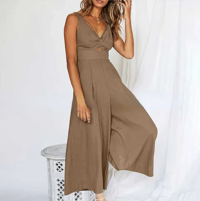 Kyra - Elegant sleeveless jumpsuit with wide leg