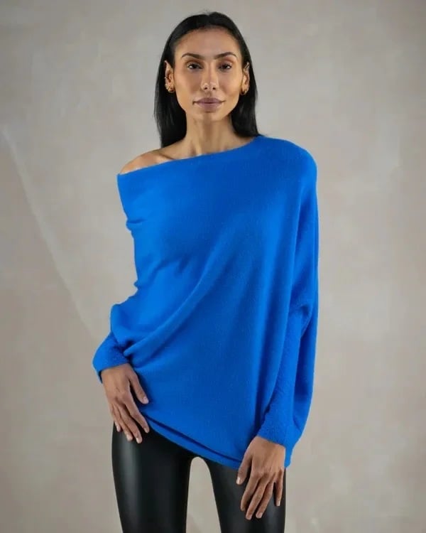 Quintra | Comfy Sweater with elegant trim at the shoulder