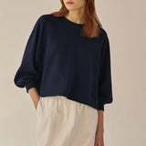 Mira - Classic crewneck sweatshirt with balloon sleeves