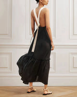 Color contrast Tied Open Back Dress