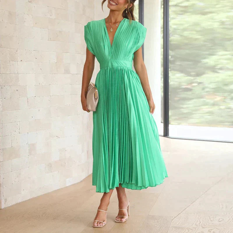 Leticia - Chic pleated maxi