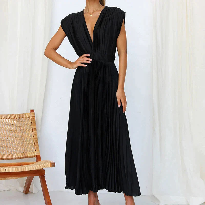 Leticia - Chic pleated maxi