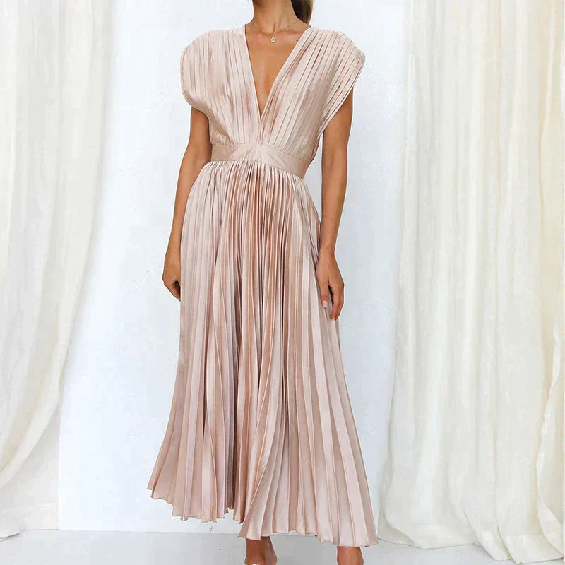 Leticia - Chic pleated maxi