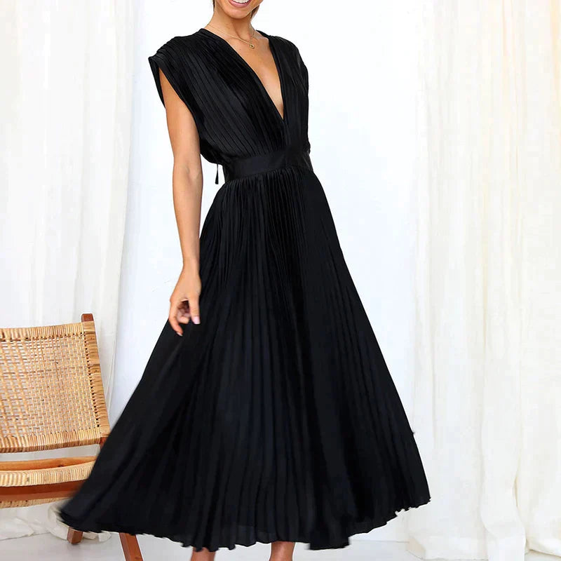 Leticia - Chic pleated maxi