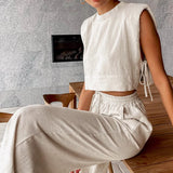 Jackie - Two-piece set with sleeveless top and wide trousers