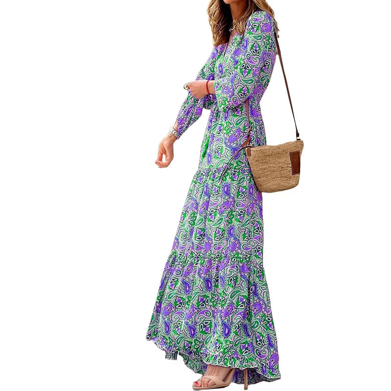 Amara - Bohemian maxi dress with paisley pattern