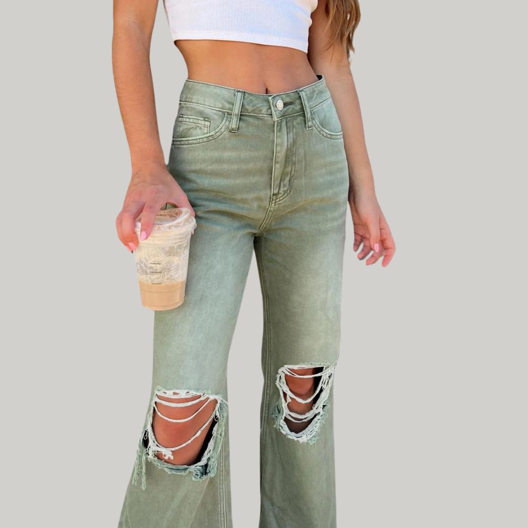 Riley - Flared jeans with distressed knees