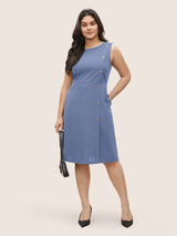 Plain Sleeveless Button Detail Pocket Dress