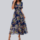 Isabella - Floral V-neck midi dress with short sleeves