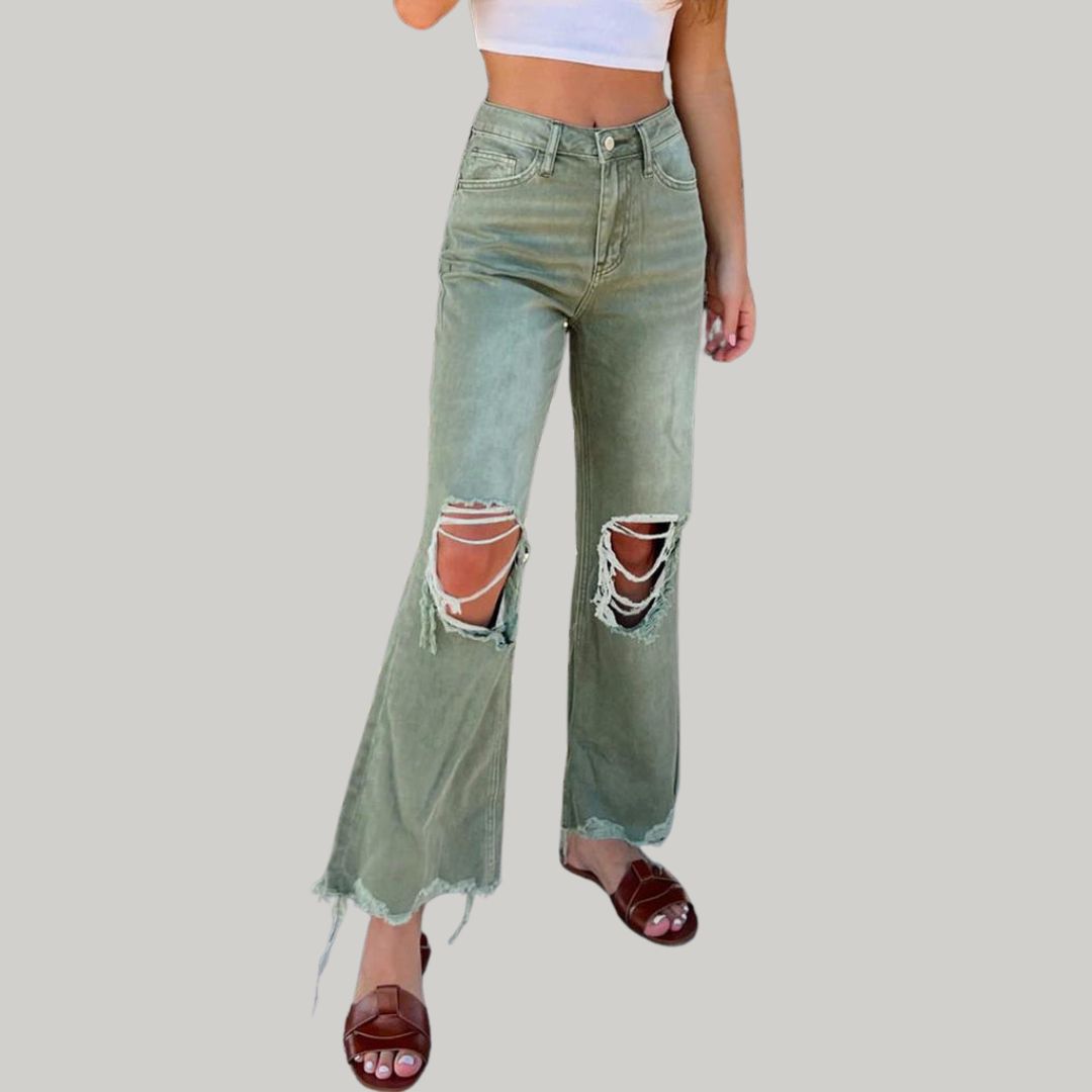 Riley - Flared jeans with distressed knees