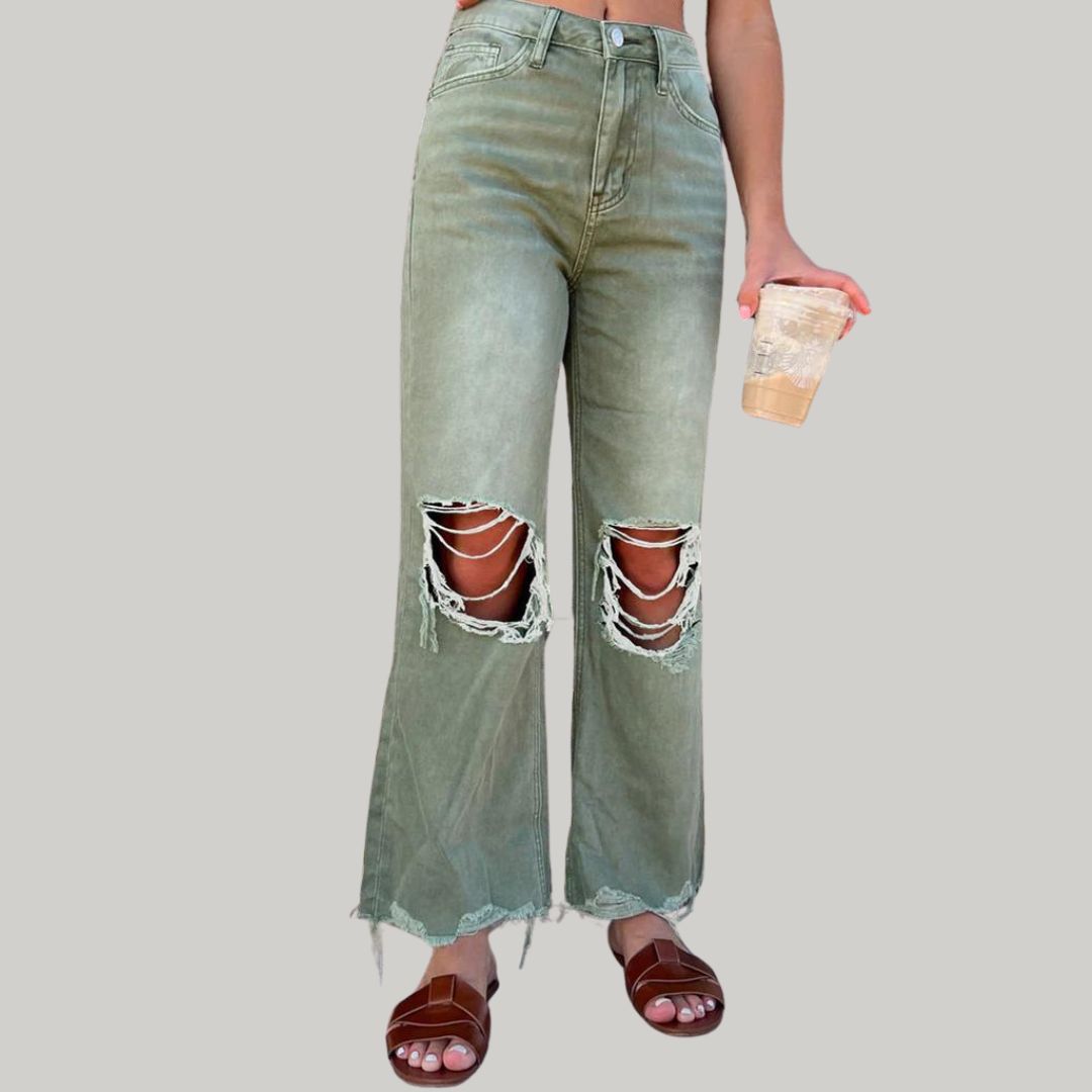 Riley - Flared jeans with distressed knees