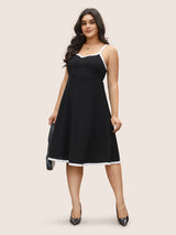 Contrast Trim Adjustable Straps Dress