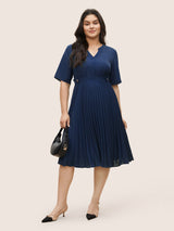 Solid Button Detail Notched Pleated Hem Dress