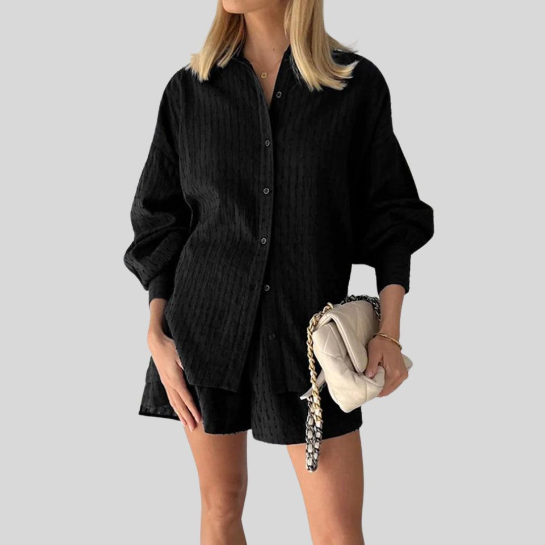 Jennie - Textured set with blouse and shorts