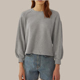 Mira - Classic crewneck sweatshirt with balloon sleeves