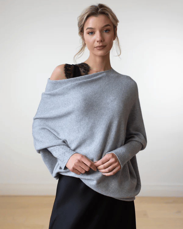 Quintra | Comfy Sweater with elegant trim at the shoulder