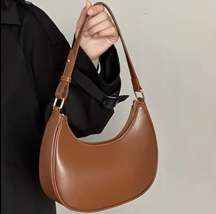 Sofie - half moon bag