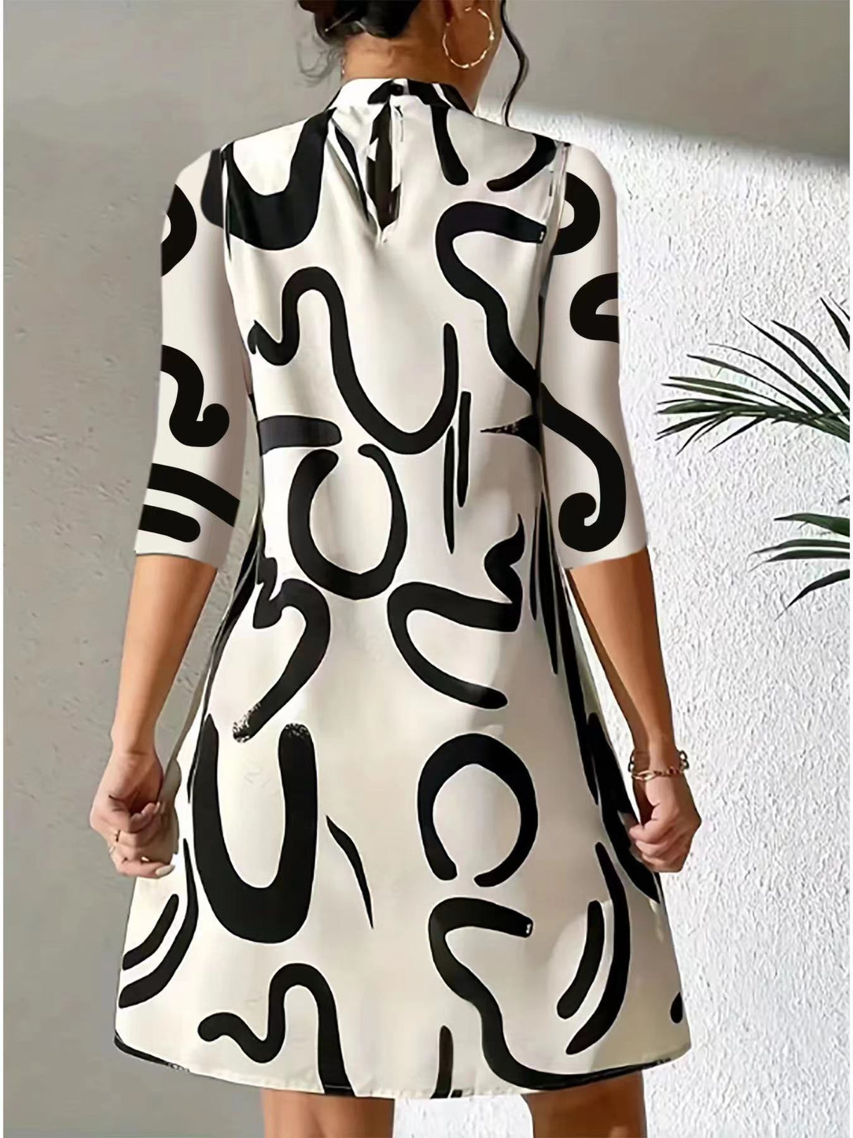 Esmee - Stylish & Comfortable Dress