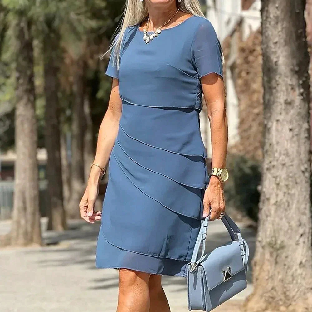 Pippa - Short-sleeved dress with round neckline