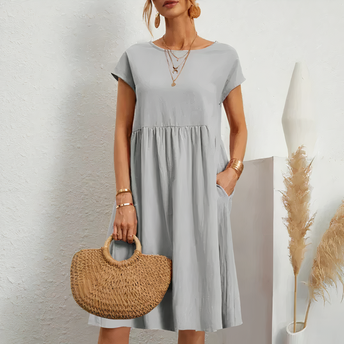 Iren - Knee Length Summer Dress with Pockets