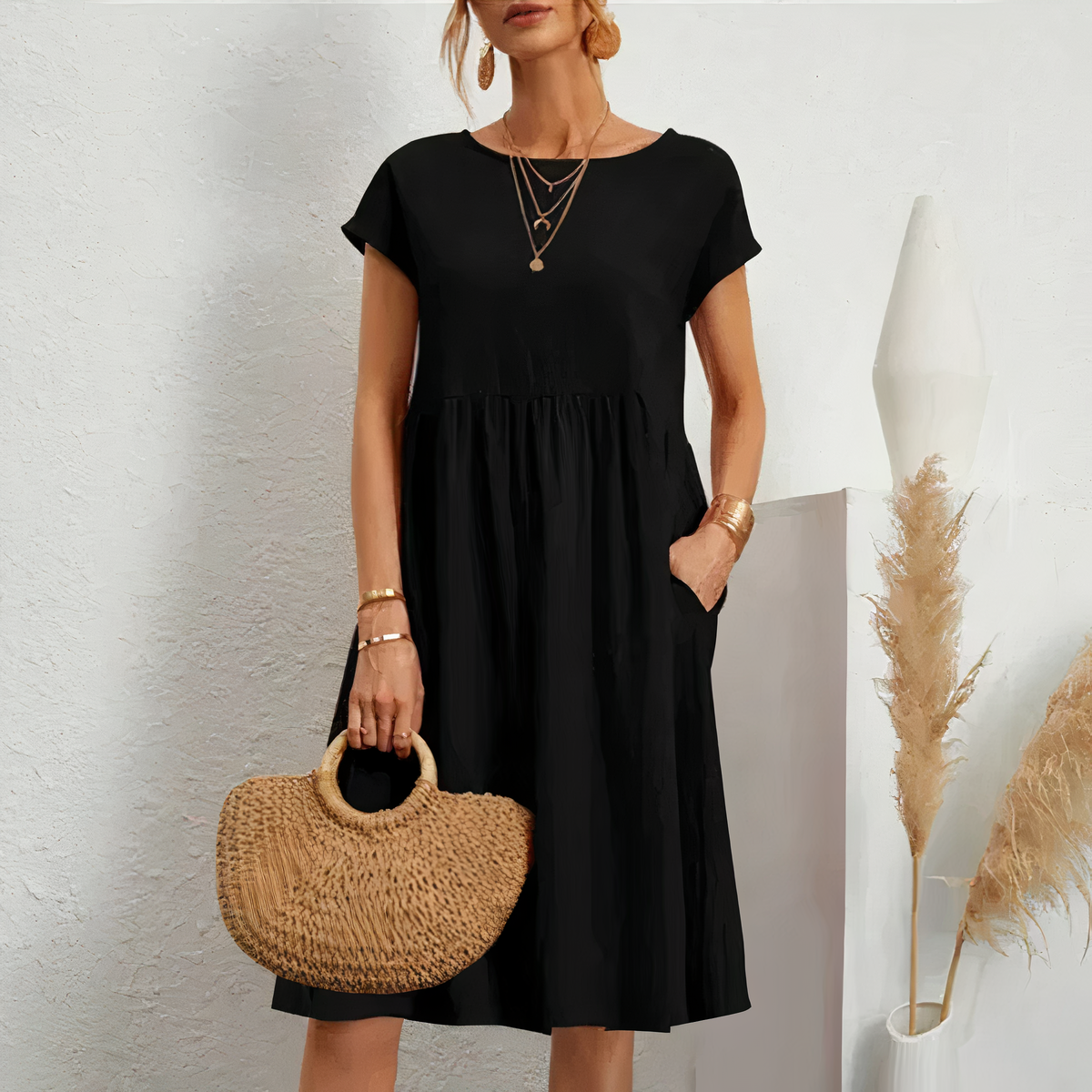 Iren - Knee Length Summer Dress with Pockets