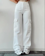 Women's baggy cargo trousers with high waist and wide legs