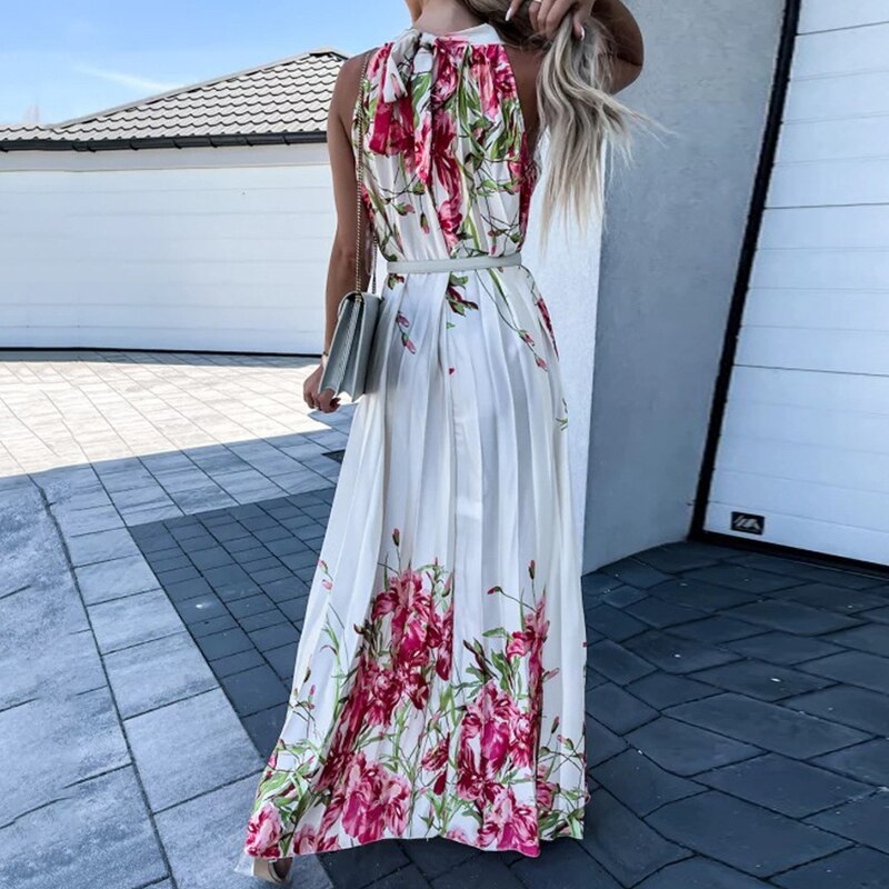 Leah - Floral maxi dress with pleats