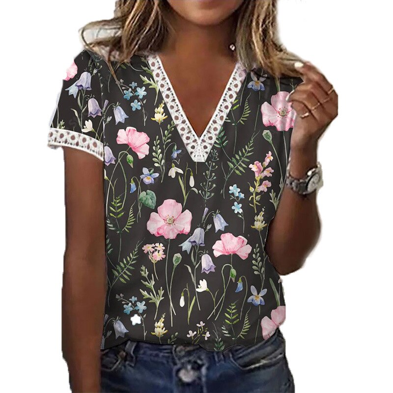 Camellia™ - Top with lace detail and floral print