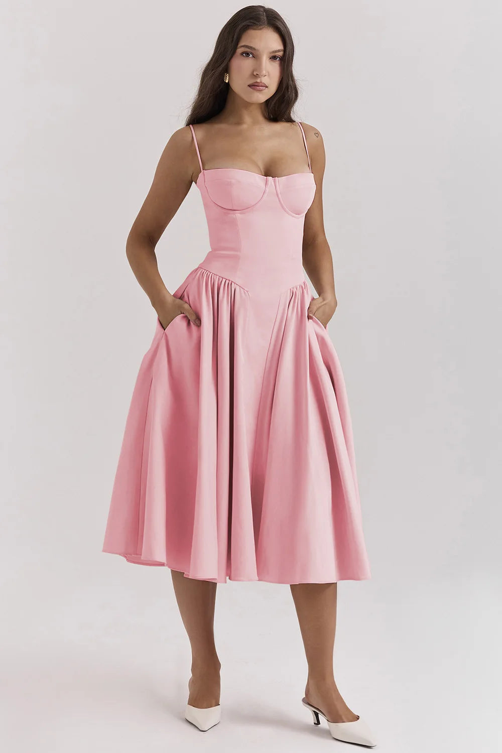 Victoria | Sleeveless midi dress with corset fit - Attractive fit