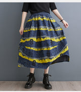 Women's skirt with letter print and asymmetric hem