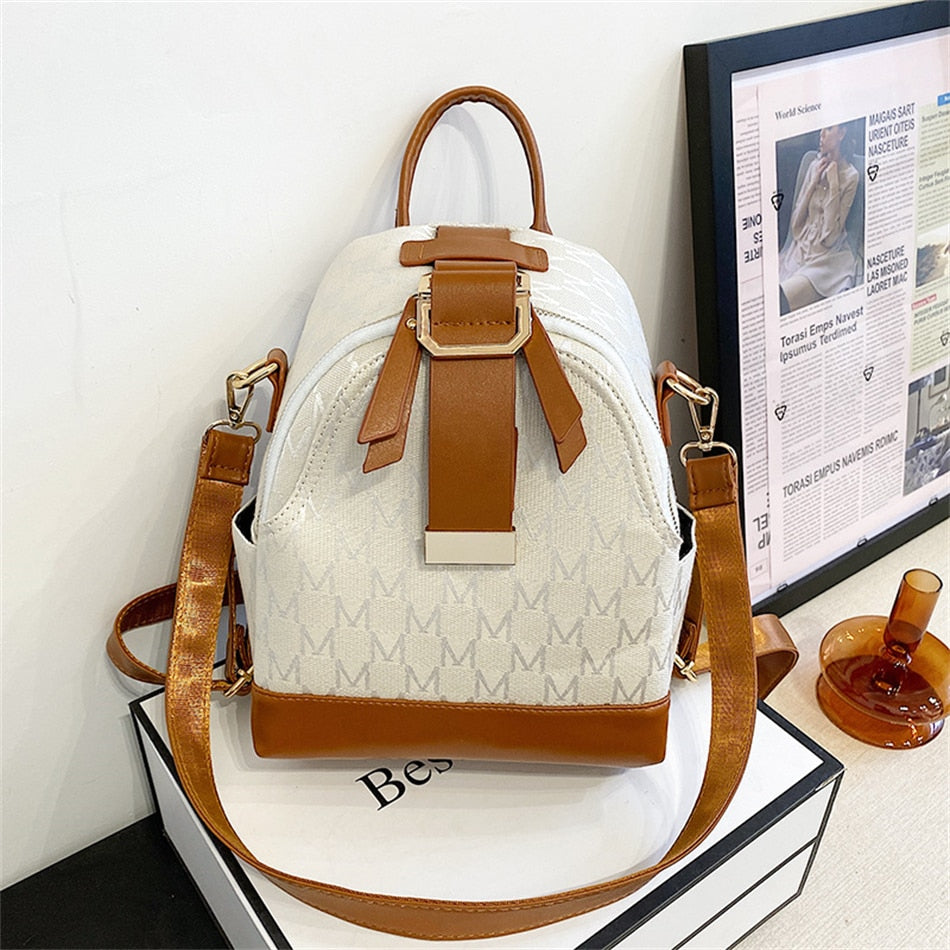 Phoebe - Stylish backpack with geometric pattern