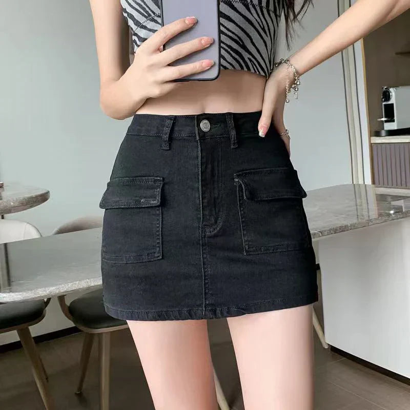 Denim mini skirt for the modern woman