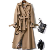 Carola - Elegant trench coat