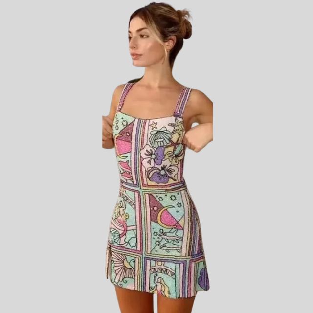 Luna - Mini dress with whimsical print