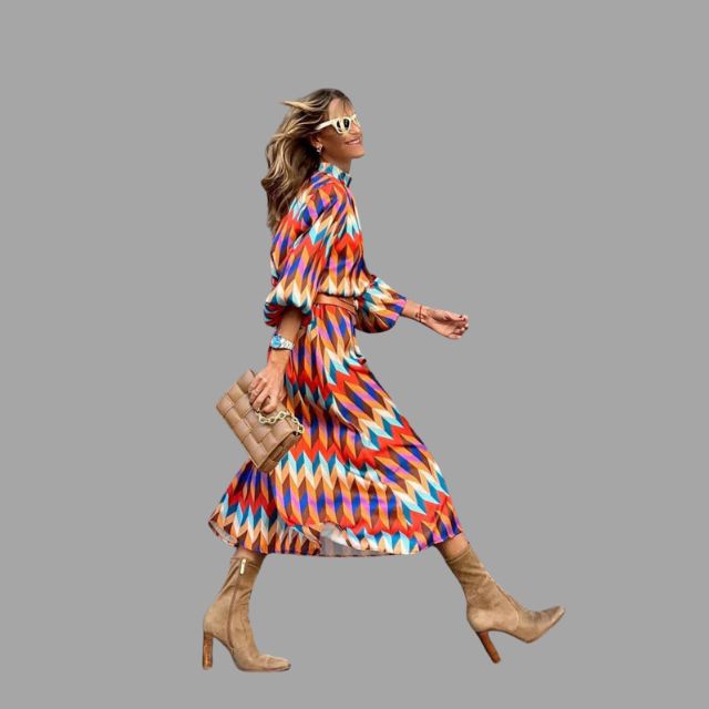 Aleiah - Colourful midi dress with chevron pattern and belt