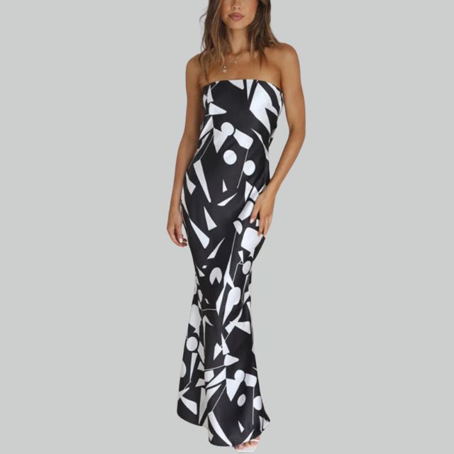 Andrea - Strapless maxi dress with side slit