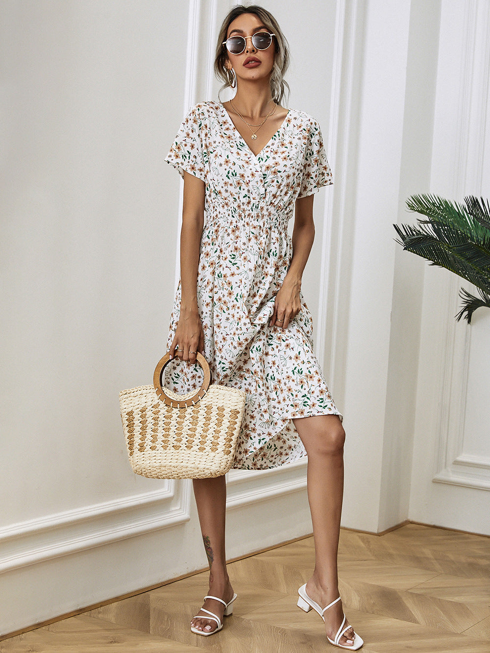 Elegant summer dress with floral print