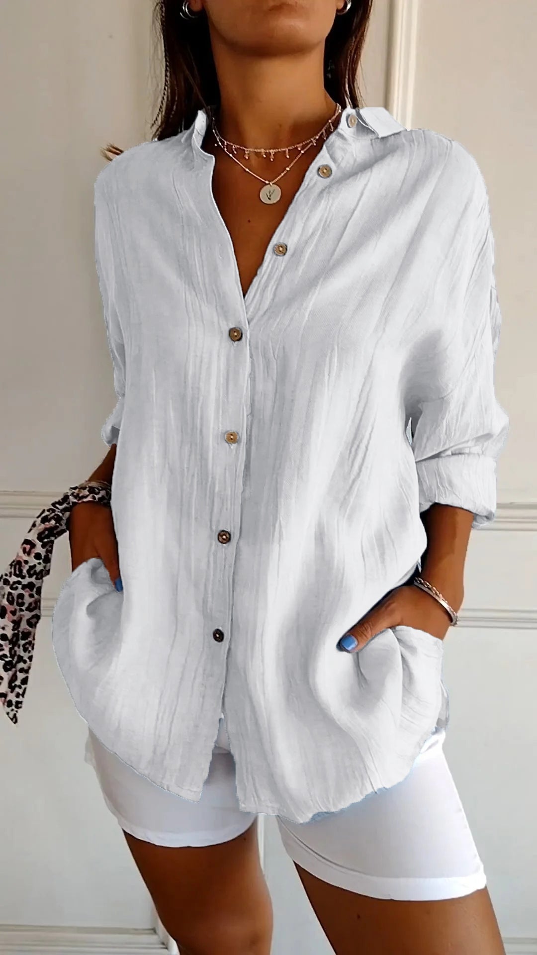 Xaelle | Elegant Shirt with pleated hairstyle