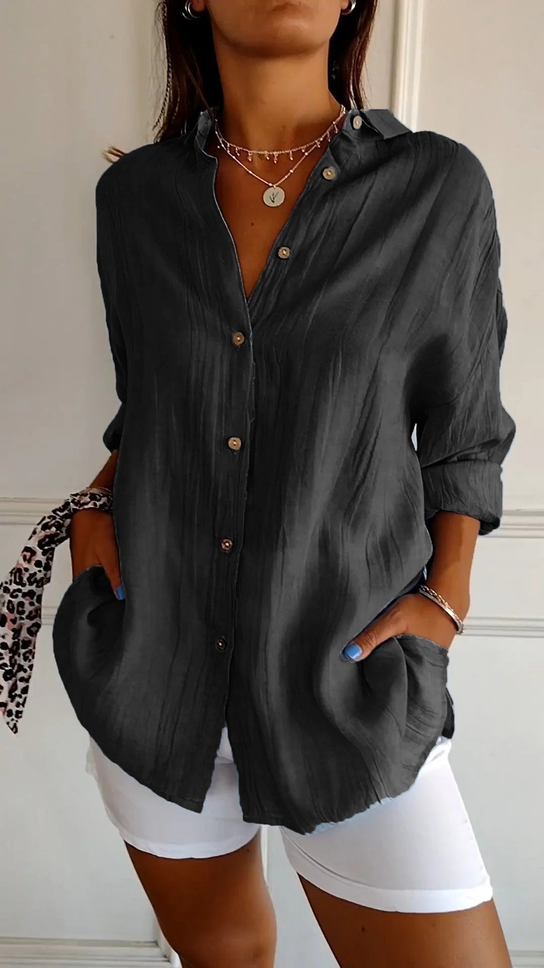 Xaelle | Elegant Shirt with pleated hairstyle