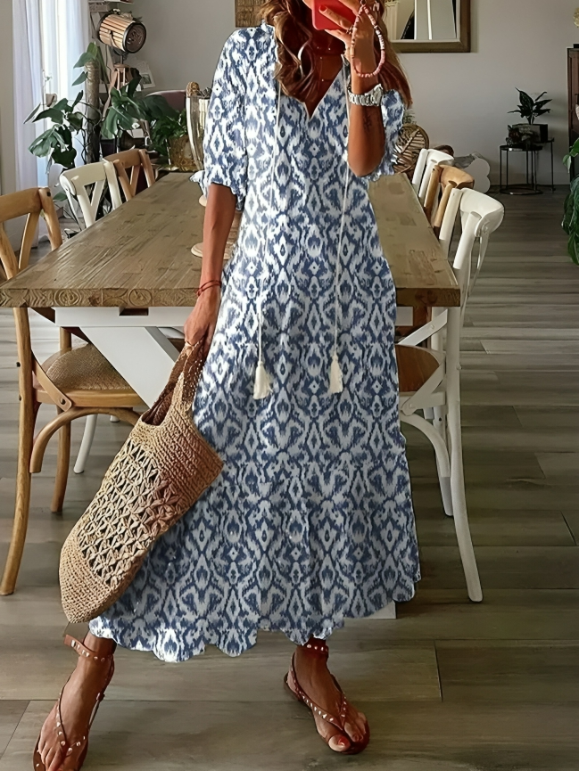 Patterned half-length sleeve V-neck maxi dress